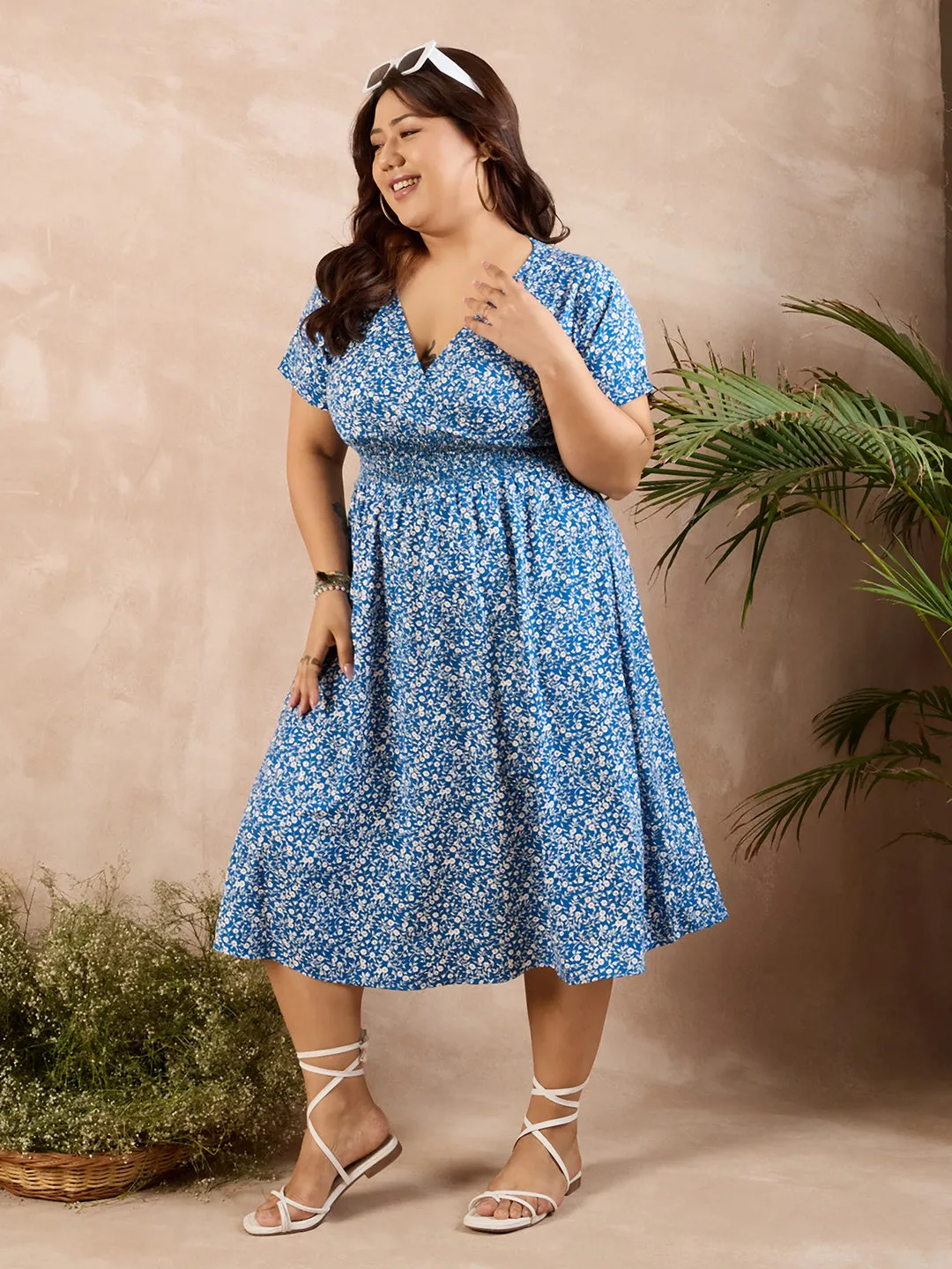 Berrylush Curve Women Blue & White Floral Printed V-Neck Short Sleeves Smocked Fit & Flare Midi Dress